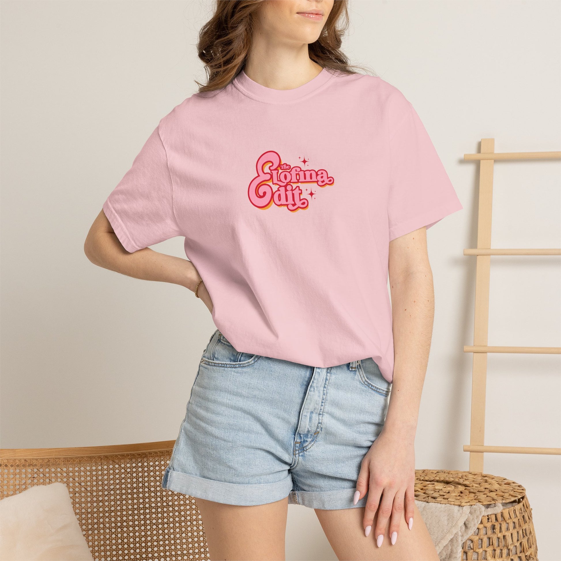 Pink graphic t-shirt with The Lofina Gait logo, soft cotton blend for casual everyday wear